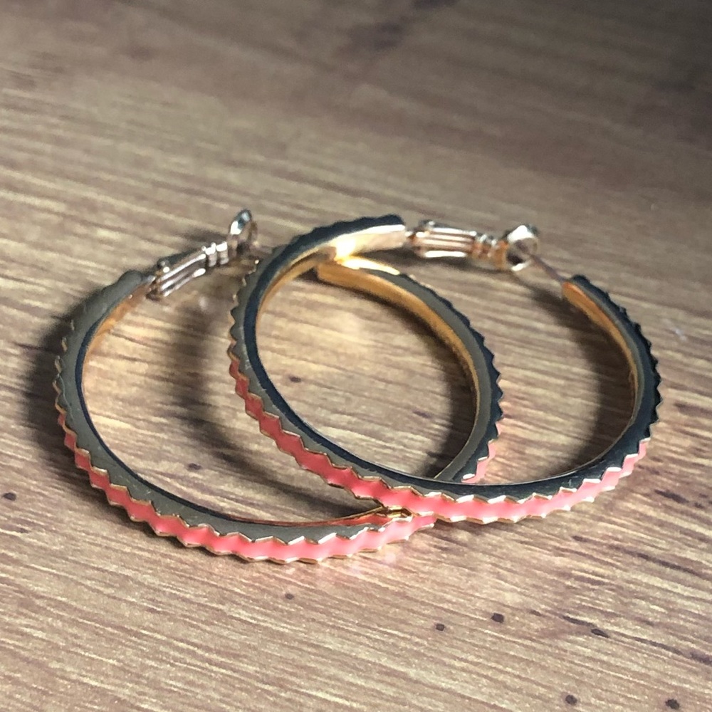 ♠️ Kate Spade ♠️ Dot to Dot Coral Hoop Earrings